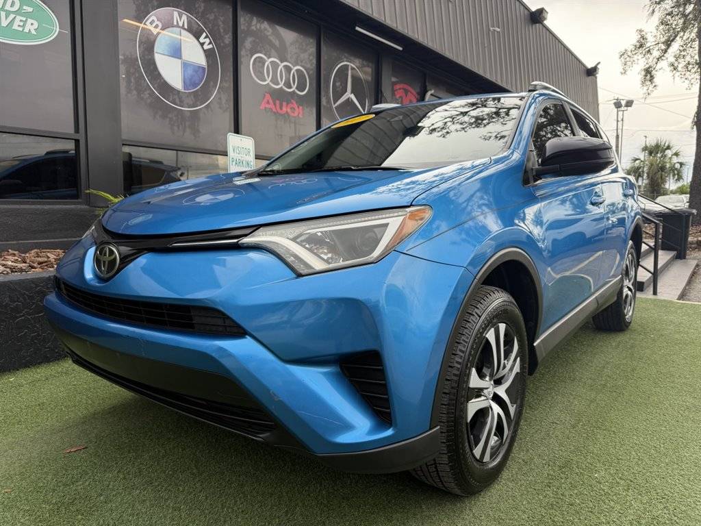 2017 Toyota RAV4 LE — SUV — 58,566 mi — Tampa, FL