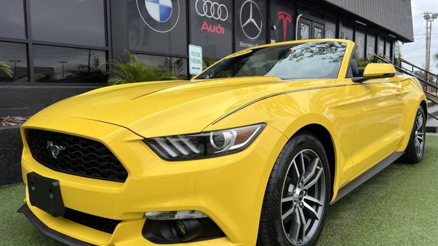 2017 Ford Mustang EcoBoost Premium — Convertible — 68,278 mi — Tampa, FL