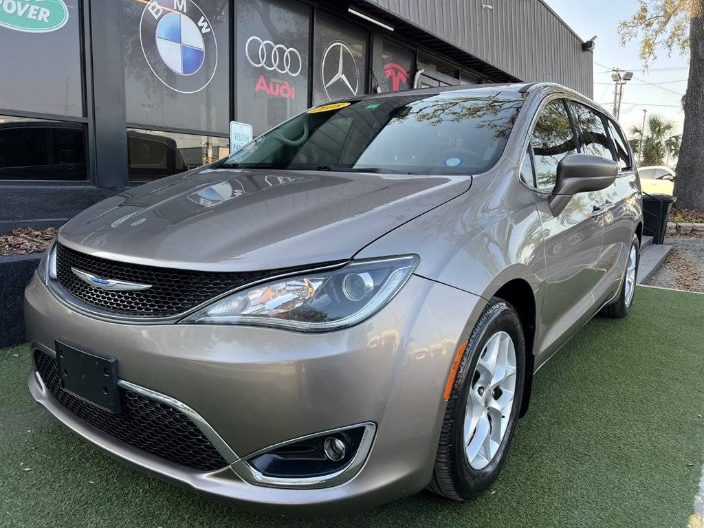2018 Chrysler Pacifica Touring Plus — Minivan — 87,339 mi — Tampa, FL