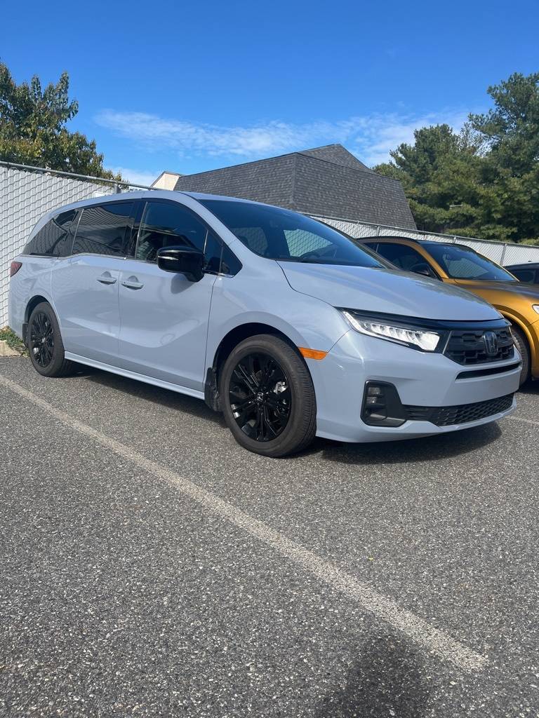 2025 Honda Odyssey Sport-L — Minivan — 5,496 mi — Chadds Ford, PA