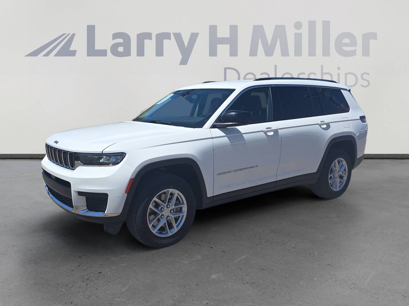 2023 Jeep Grand Cherokee Laredo — SUV — 52,597 mi — Tucson, AZ