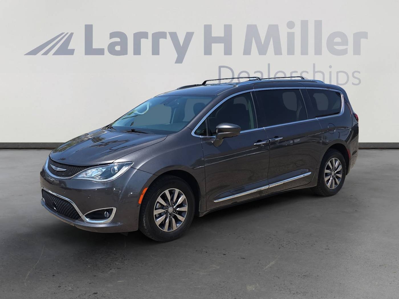 2020 Chrysler Pacifica Touring L Plus — Minivan — 64,100 mi — Tucson, AZ