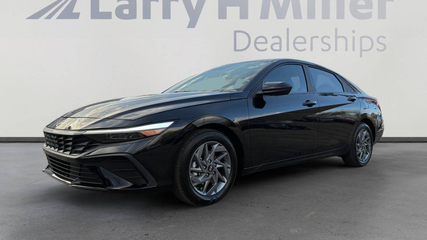 2024 Hyundai Elantra SEL — Sedan — 7,522 mi — Tucson, AZ