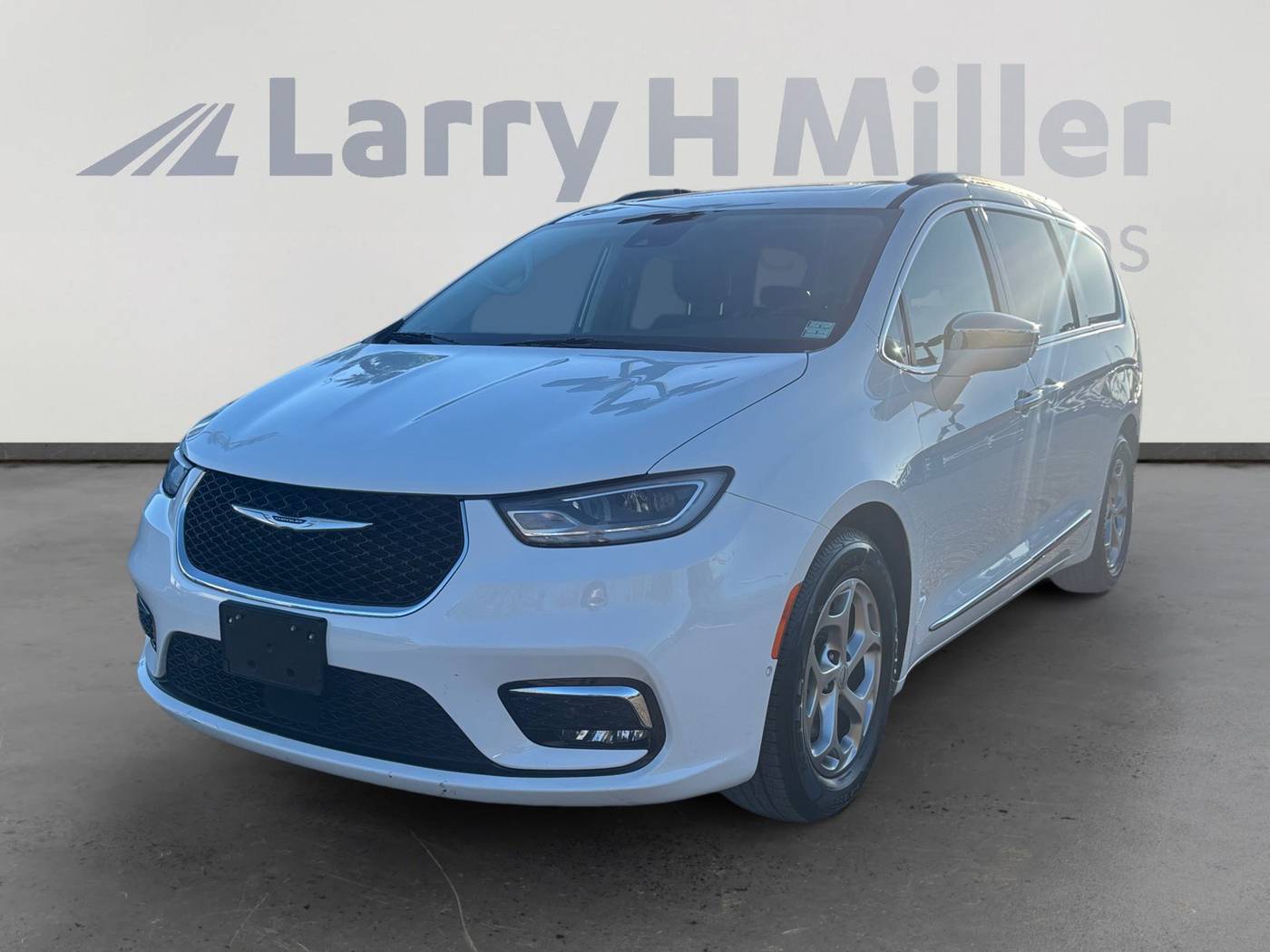 2022 Chrysler Pacifica Limited — Minivan — 63,553 mi — Tucson, AZ