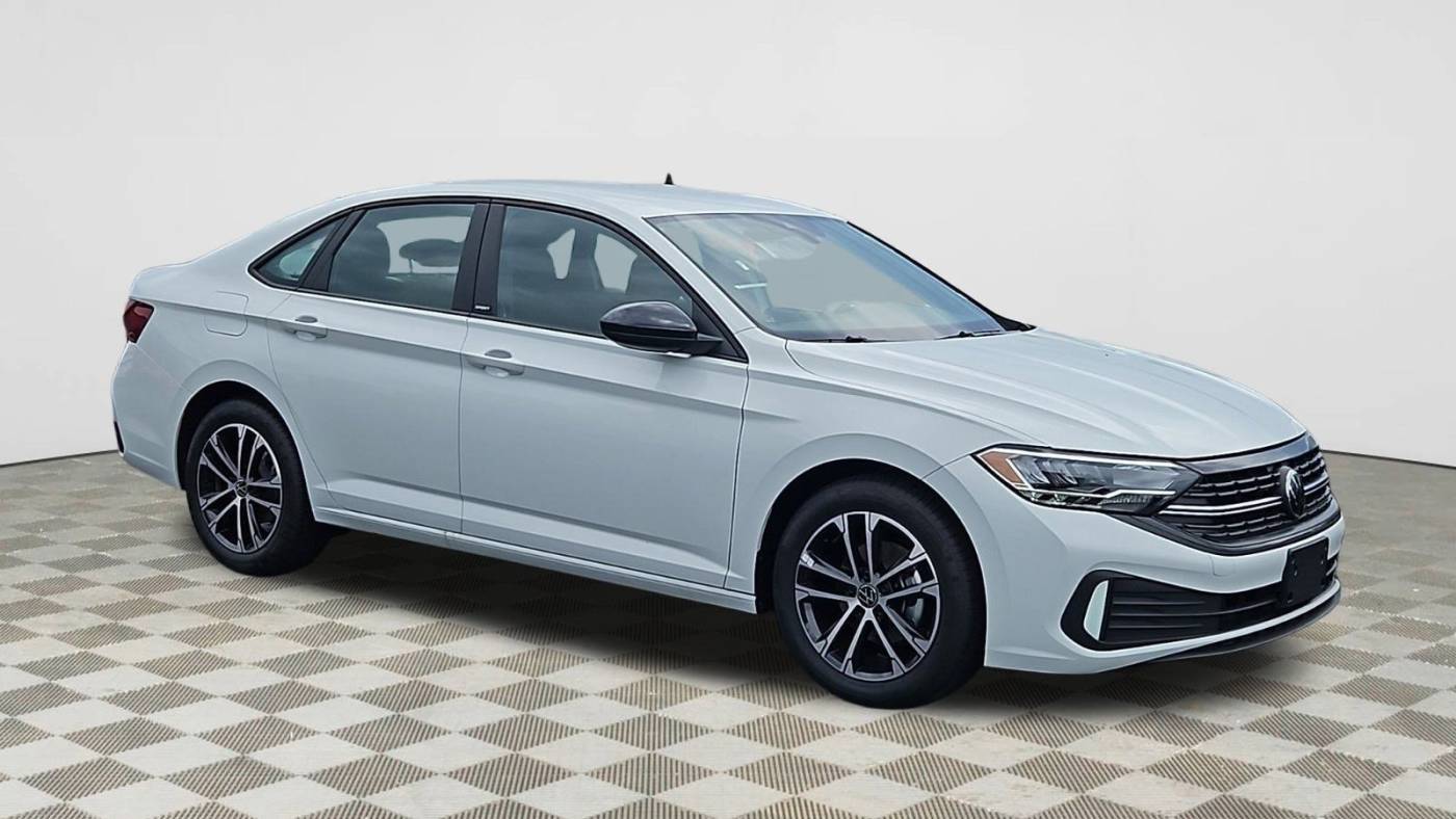 2024 Volkswagen Jetta Sport — Sedan — 7,502 mi — Lowell, MA