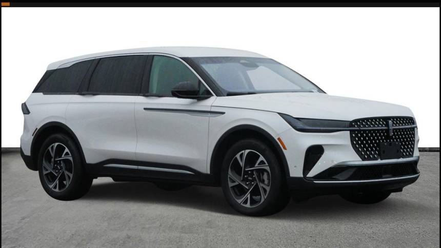2024 Lincoln Nautilus Premiere — SUV — 1,788 mi — St. Paul, MN