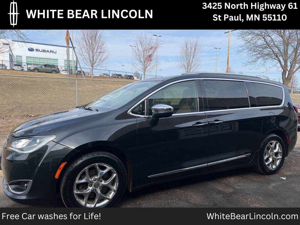2017 Chrysler Pacifica Limited — Minivan — 138,049 mi — St. Paul, MN
