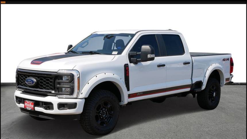 2023 Ford Super Duty F-350 XL — Pickup Truck — 9,835 mi — St. Paul, MN
