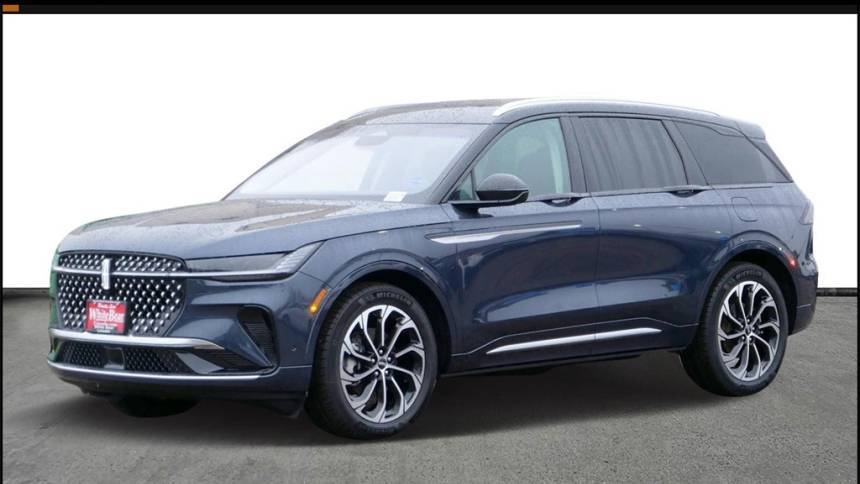2024 Lincoln Nautilus Reserve — SUV — 643 mi — St. Paul, MN