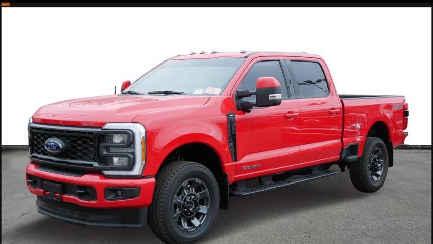 2023 Ford Super Duty F-350 LARIAT — Pickup Truck — 5,438 mi — St. Paul, MN