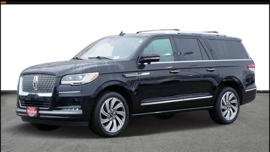 2023 Lincoln Navigator Reserve — SUV — 9,688 mi — St. Paul, MN