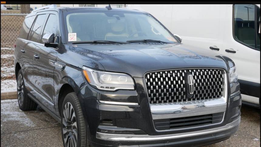 2024 Lincoln Navigator Black Label — SUV — 6,450 mi — St. Paul, MN