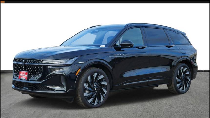 2024 Lincoln Nautilus Reserve — SUV — 2,214 mi — St. Paul, MN