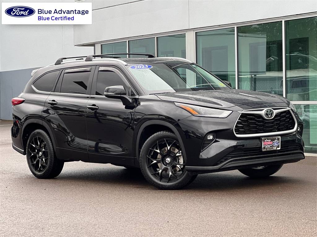 2023 Toyota Highlander XLE — SUV — 43,091 mi — Keizer, OR