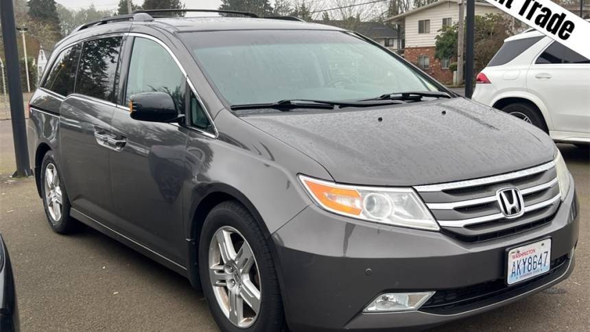 2013 Honda Odyssey Touring Elite — Minivan — 128,588 mi — Keizer, OR
