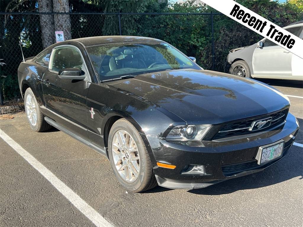 2012 Ford Mustang V6 Premium — Coupe — 121,760 mi — Keizer, OR