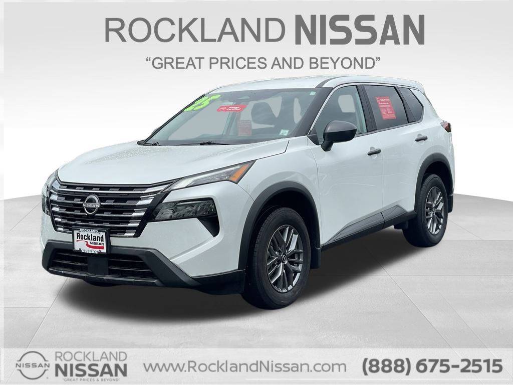 2025 Nissan Rogue S — SUV — 5,574 mi — Blauvelt, NY