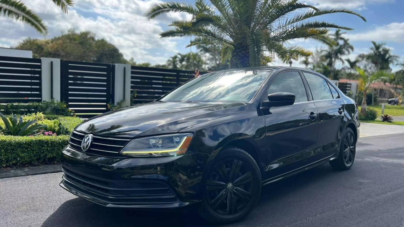 2017 Volkswagen Jetta 1.4T S — Sedan — 91,453 mi — Miami, FL