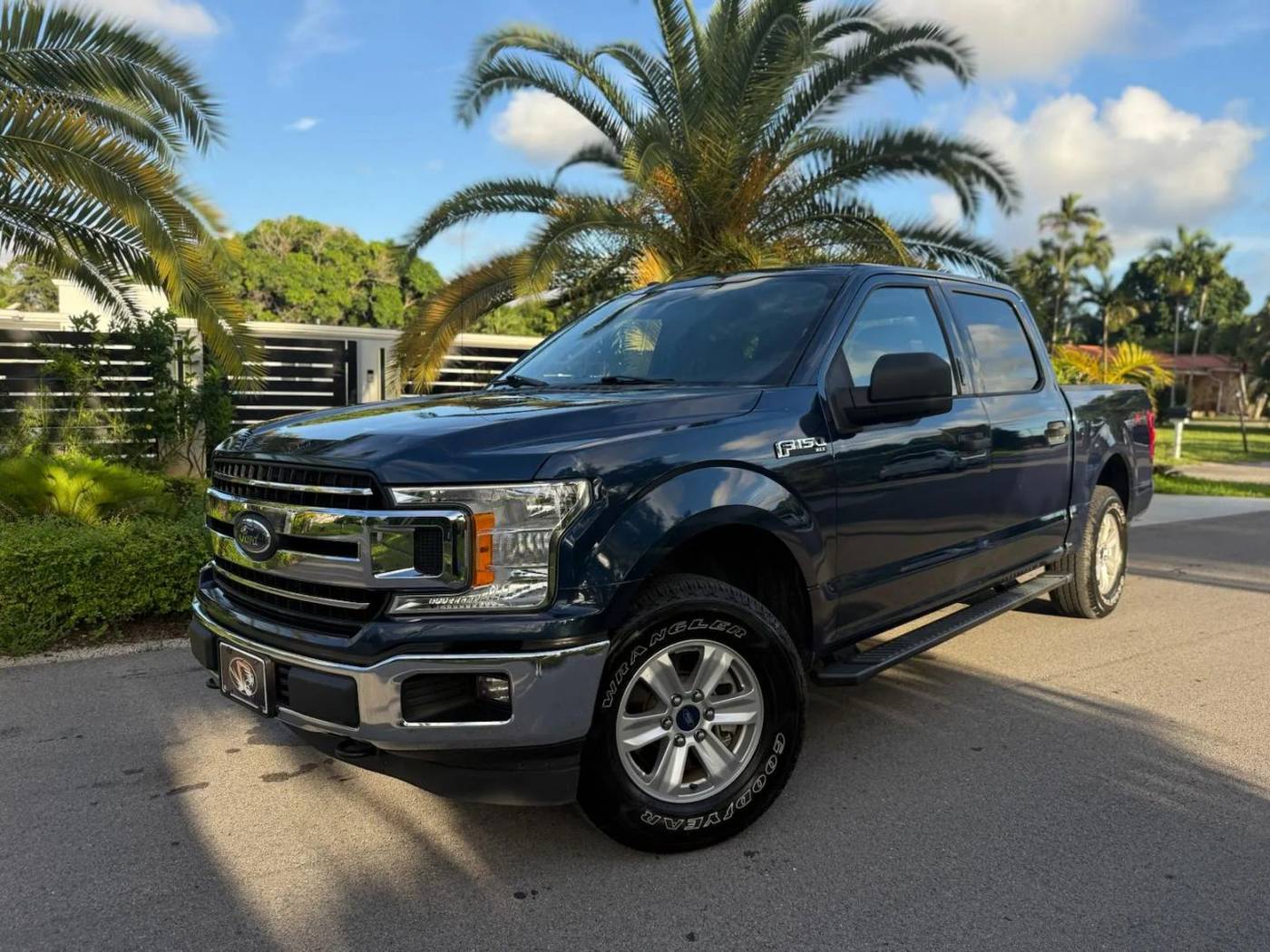 2018 Ford F-150 XLT — Pickup Truck — 122,654 mi — Miami, FL