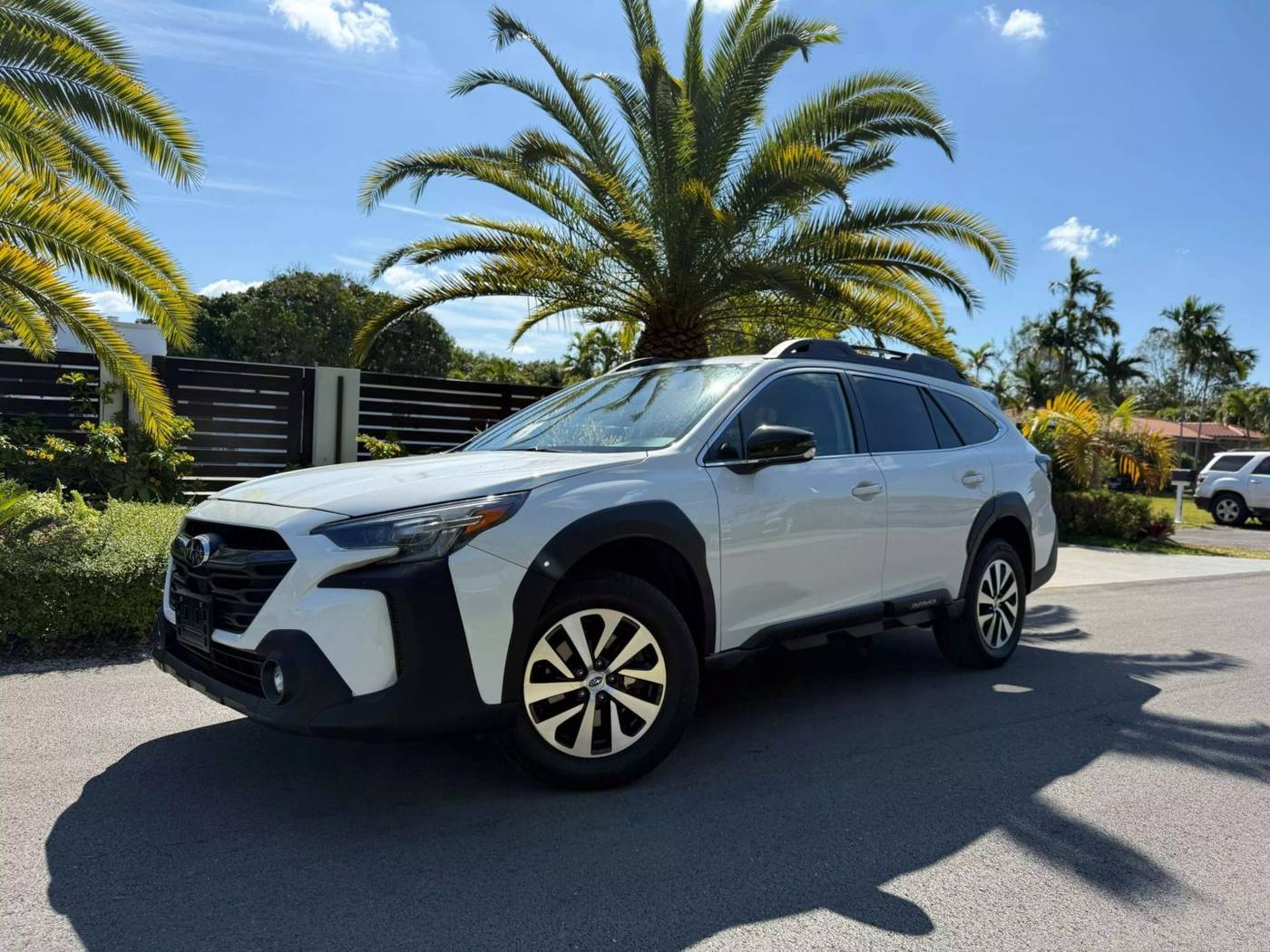 2023 Subaru Outback Premium — SUV — 40,397 mi — Miami, FL
