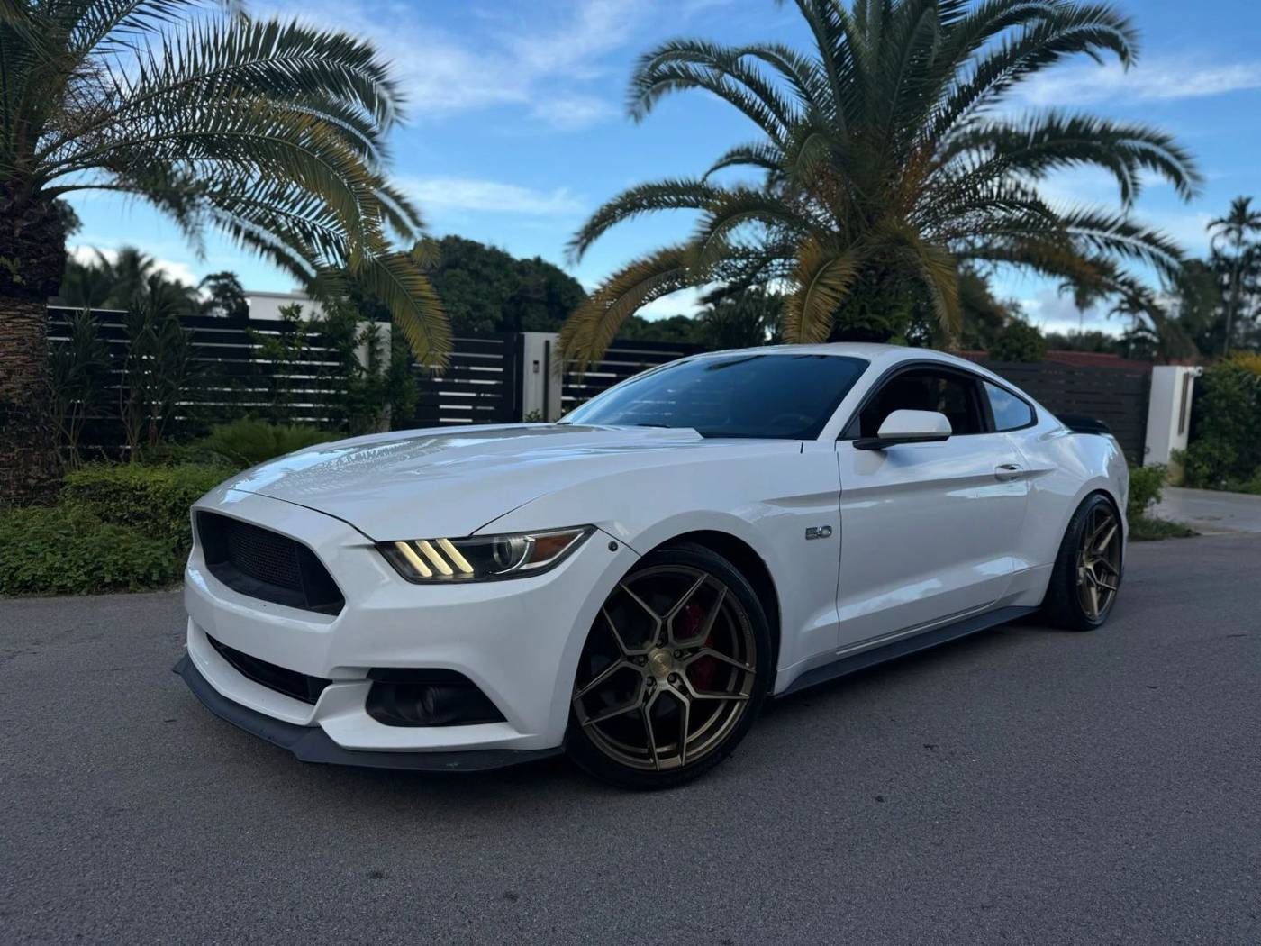 2017 Ford Mustang GT — Coupe — 84,127 mi — Miami, FL