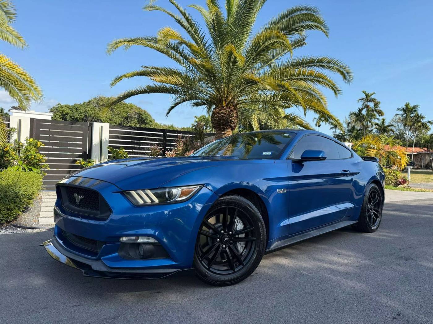 2017 Ford Mustang GT — Coupe — 95,424 mi — Miami, FL