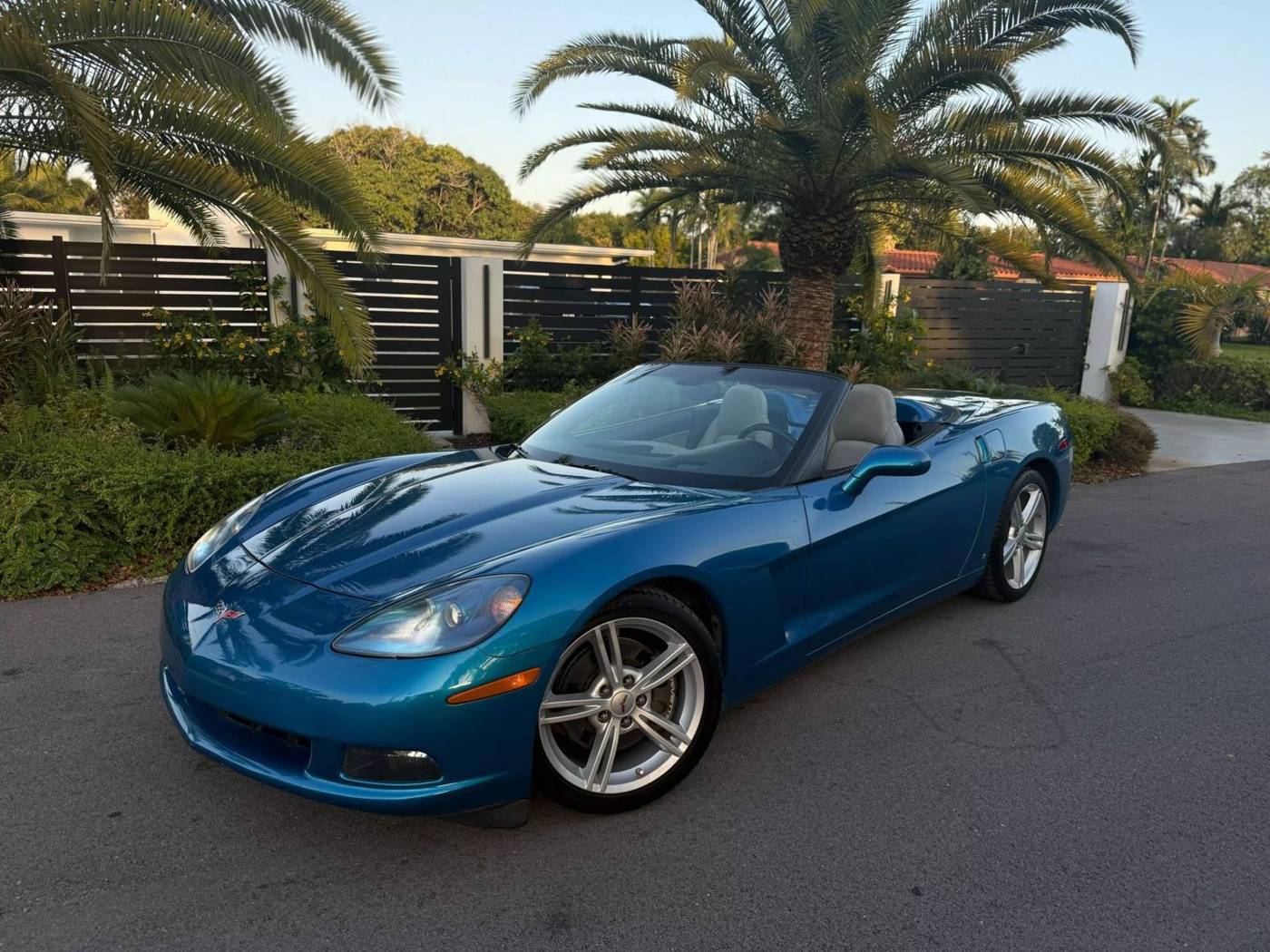 2009 Chevrolet Corvette 3LT — Convertible — 96,858 mi — Miami, FL