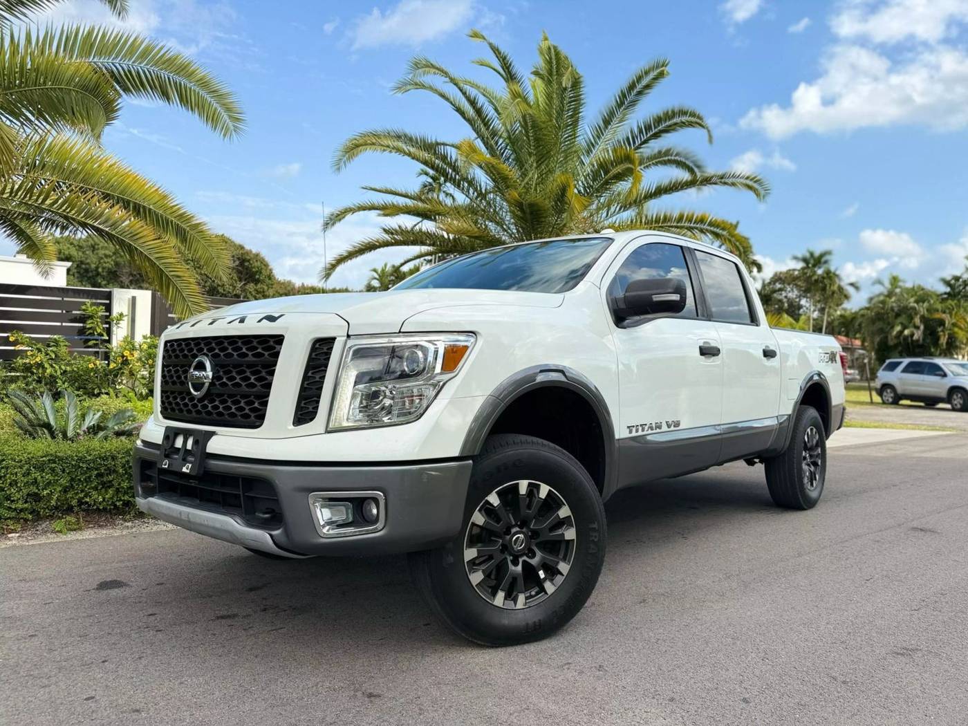 2018 Nissan Titan PRO-4X — Pickup Truck — 115,031 mi — Miami, FL