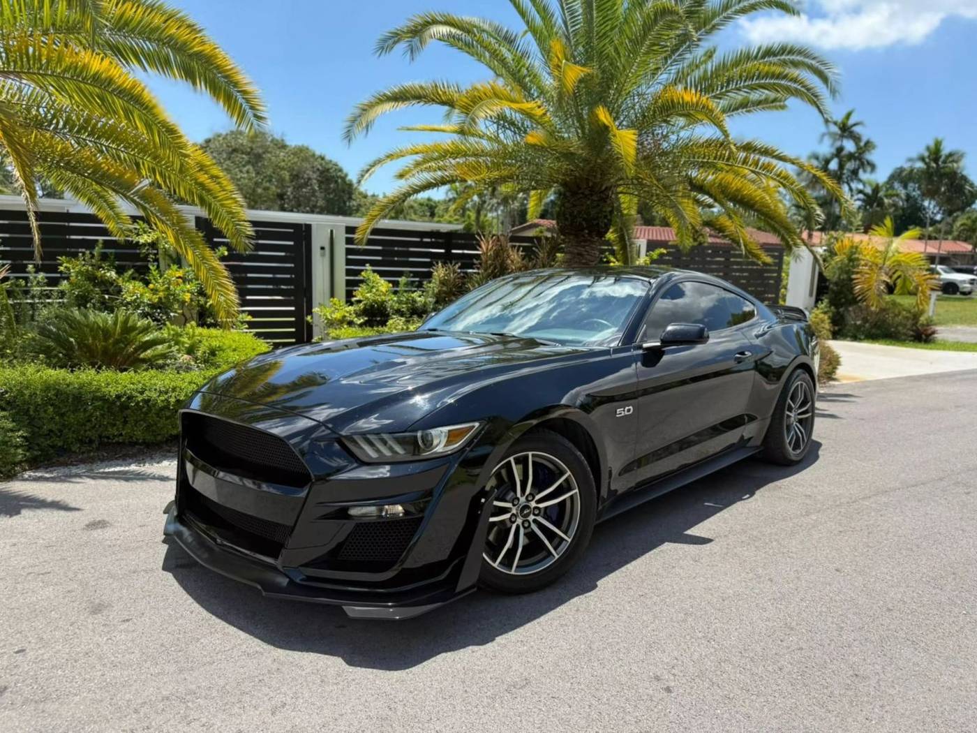 2017 Ford Mustang GT — Coupe — 70,119 mi — Miami, FL