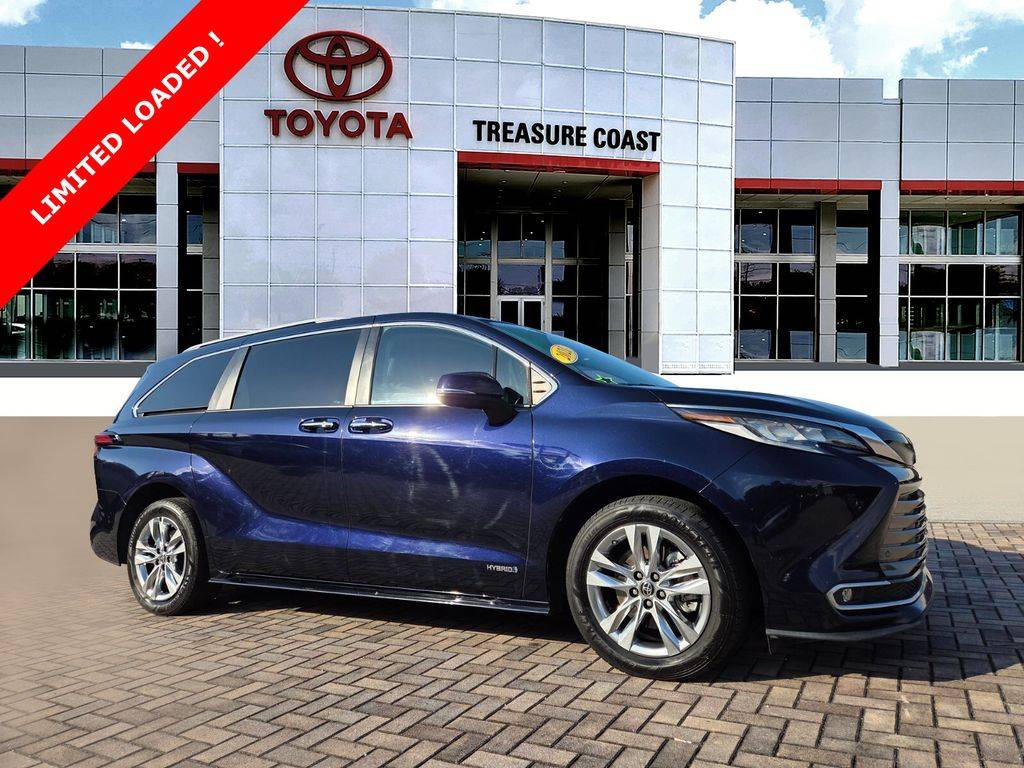 2021 Toyota Sienna Limited 7-Passenger