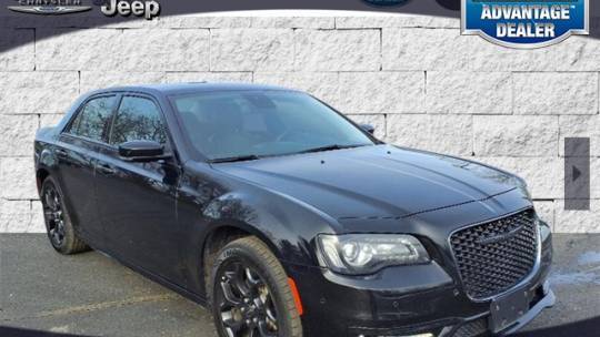 2022 Chrysler 300 Touring L — Sedan — 56,778 mi — Plymouth, MI