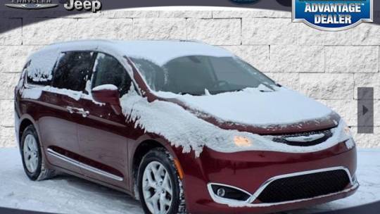 2017 Chrysler Pacifica Touring L — Minivan — 120,118 mi — Plymouth, MI