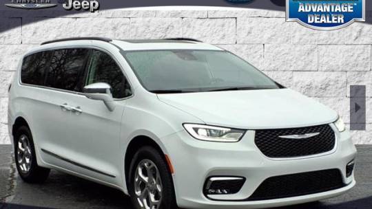 2022 Chrysler Pacifica Limited — Minivan — 20,885 mi — Plymouth, MI