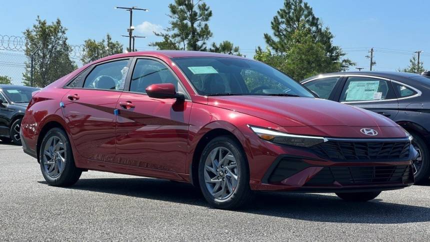 2024 Hyundai Elantra SEL — Sedan — 5,936 mi — Waldorf, MD