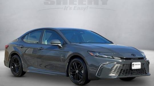2025 Toyota Camry SE — Sedan — 5,960 mi — Waldorf, MD