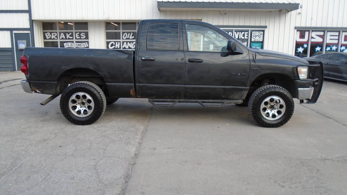 2008 Dodge Ram 1500 ST — Pickup Truck — 200,000 mi — Omaha, NE