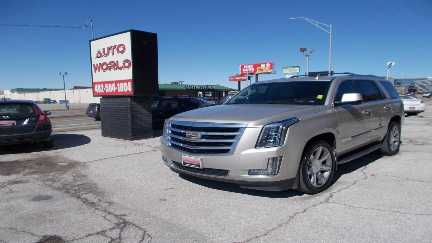 2017 Cadillac Escalade Luxury — SUV — 127,000 mi — Omaha, NE