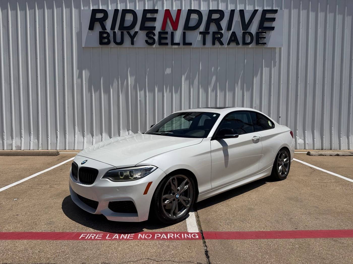 2016 BMW 2 Series M235i