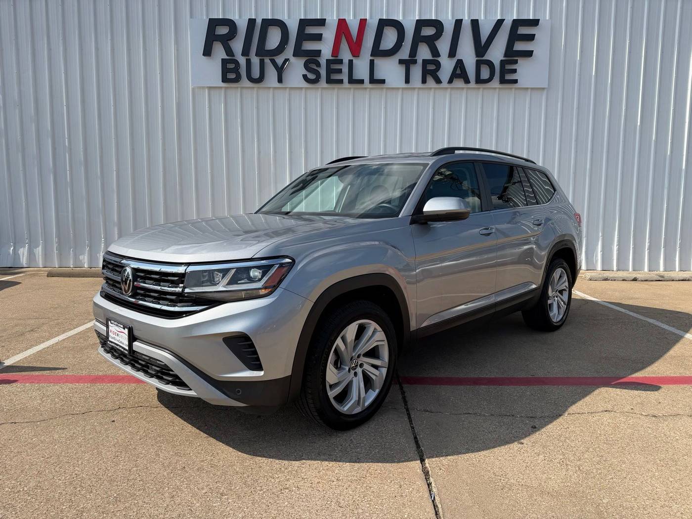 2021 Volkswagen Atlas SE with Technology