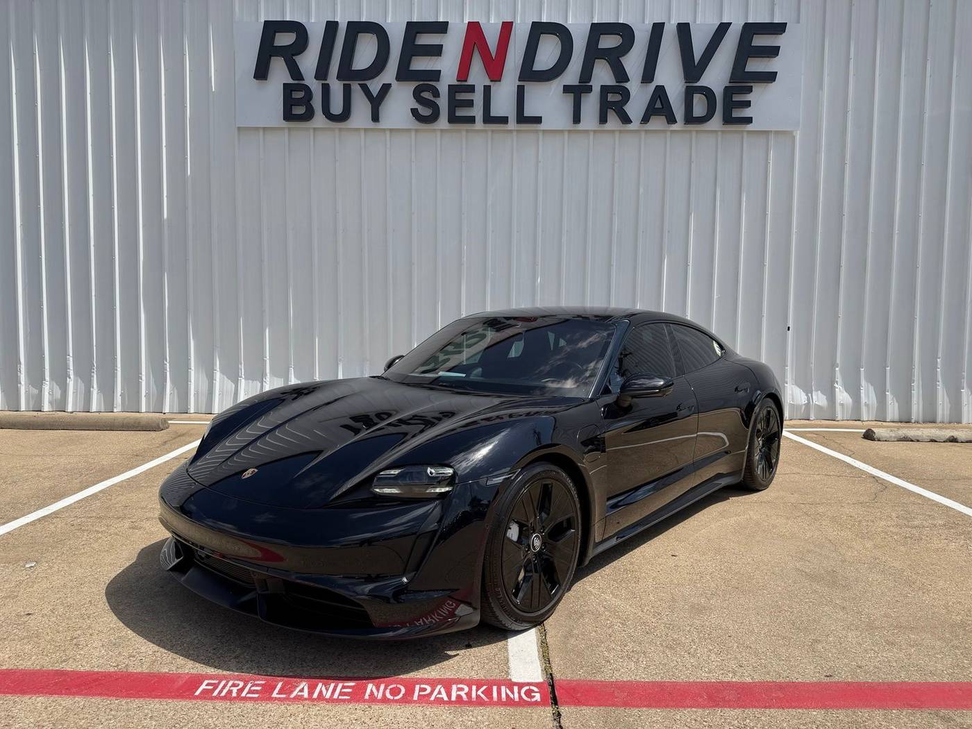 2020 Porsche Taycan Turbo
