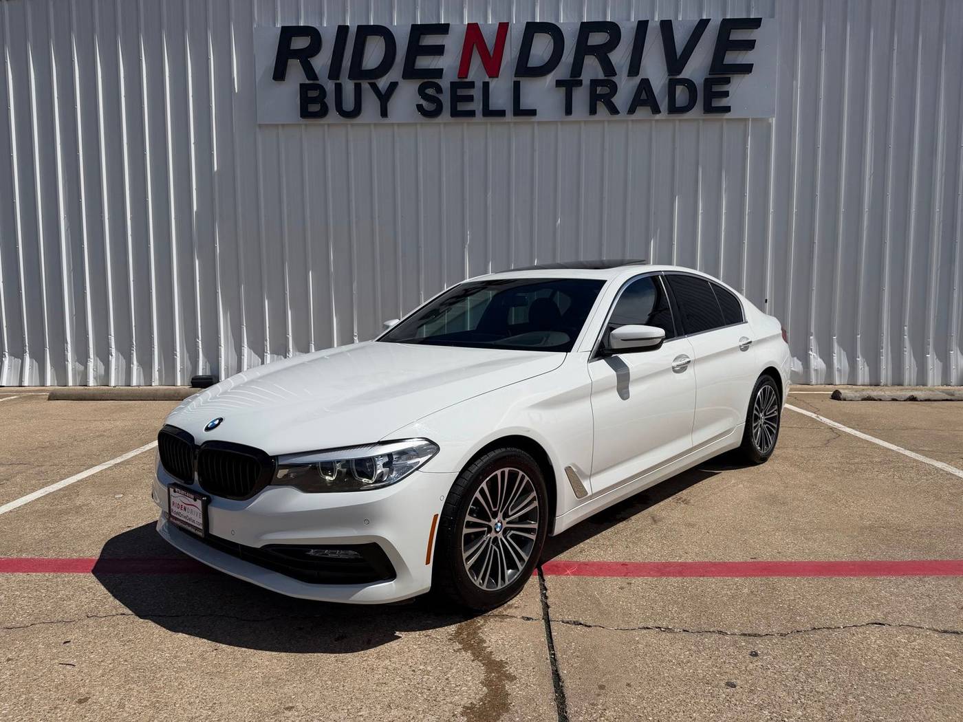 2017 BMW 5 Series 530i