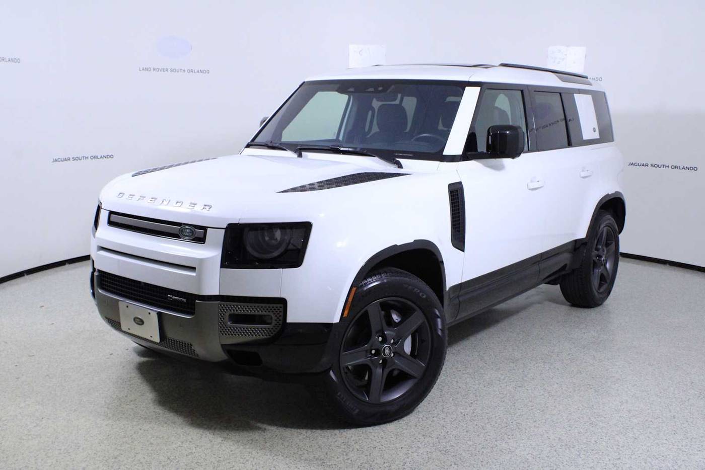 2022 Land Rover Defender X-Dynamic SE — SUV — 32,564 mi — Orlando, FL
