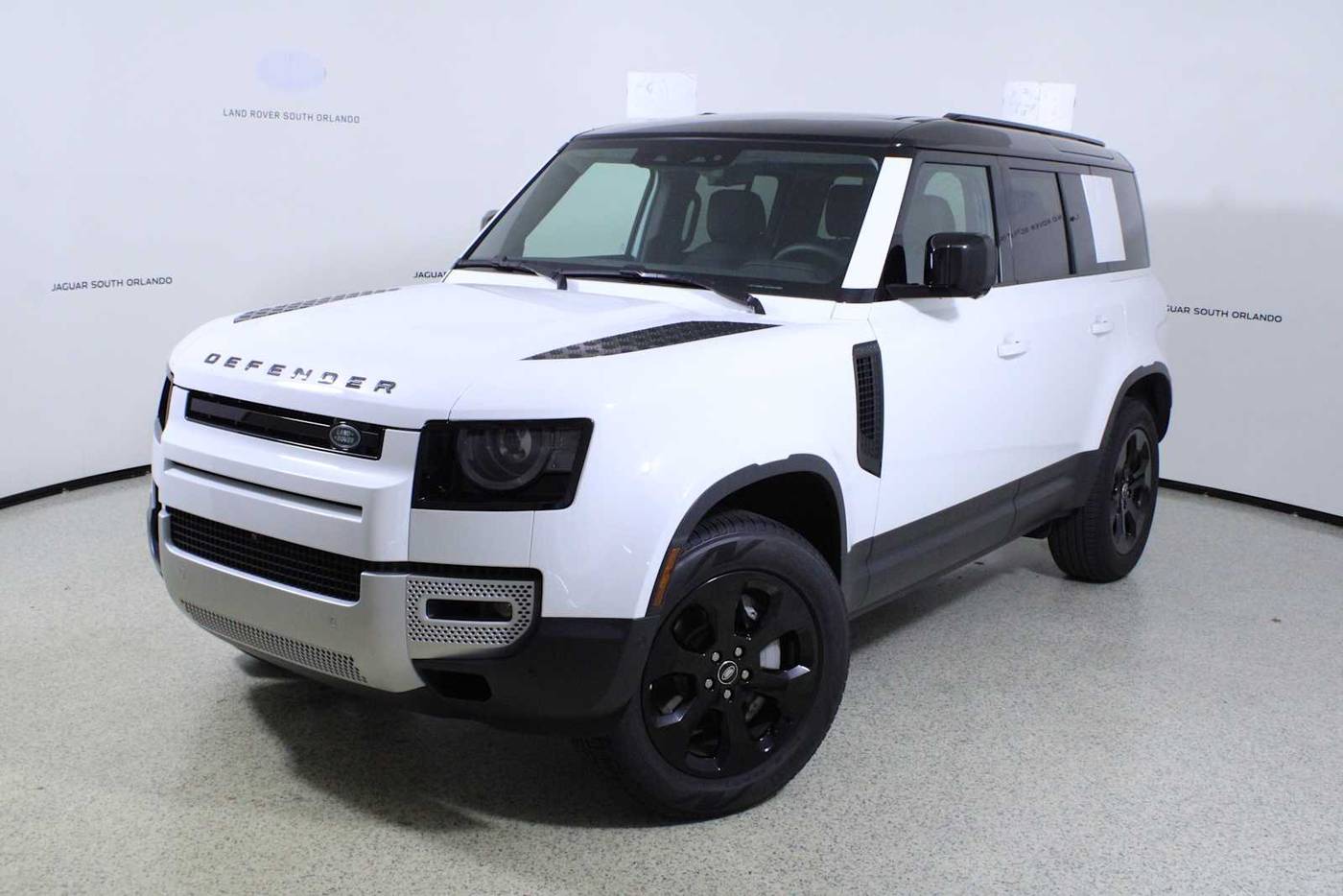 2025 Land Rover Defender S — SUV — 6,076 mi — Orlando, FL