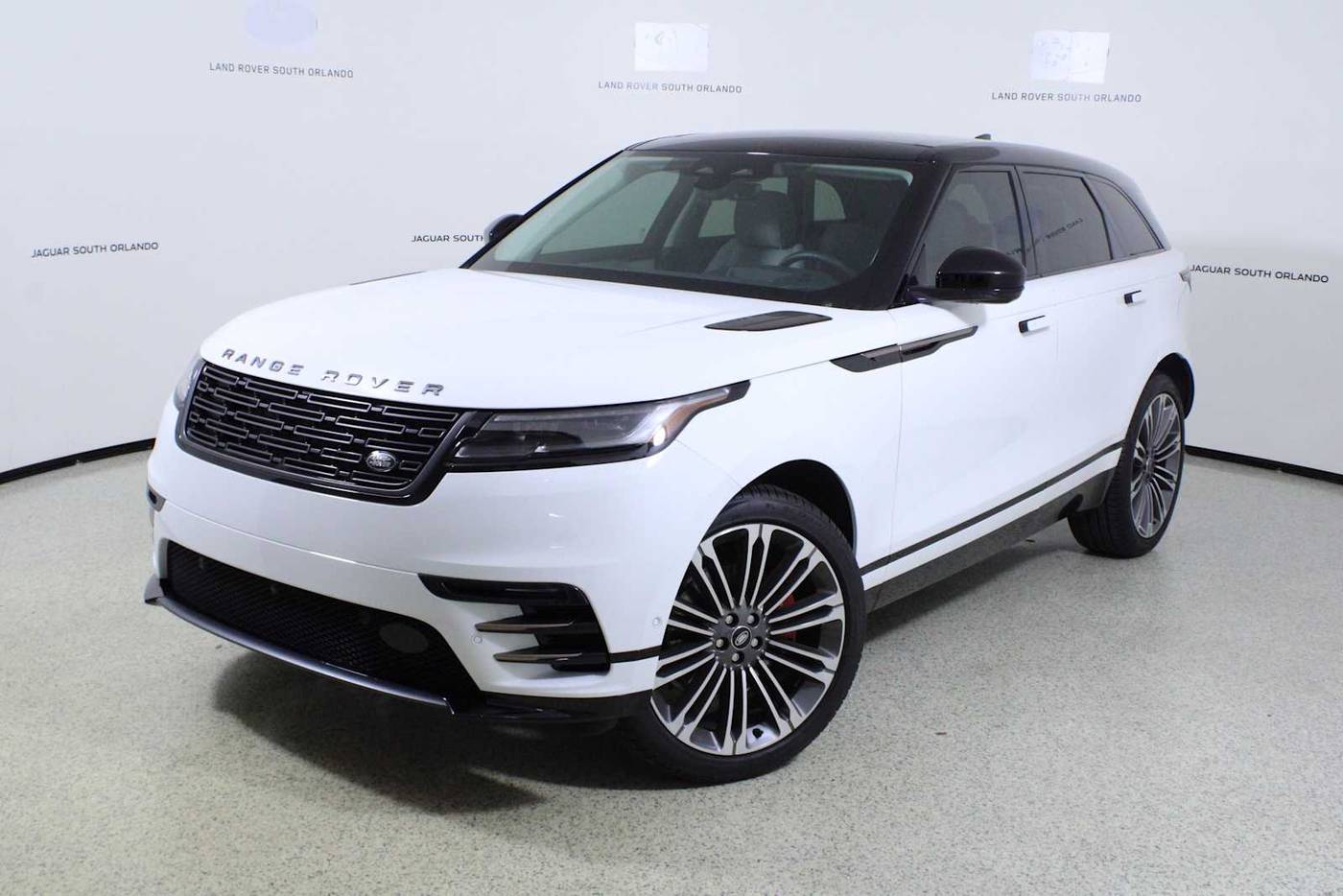 2025 Land Rover Range Rover Velar Dynamic SE — SUV — 6,731 mi — Orlando, FL