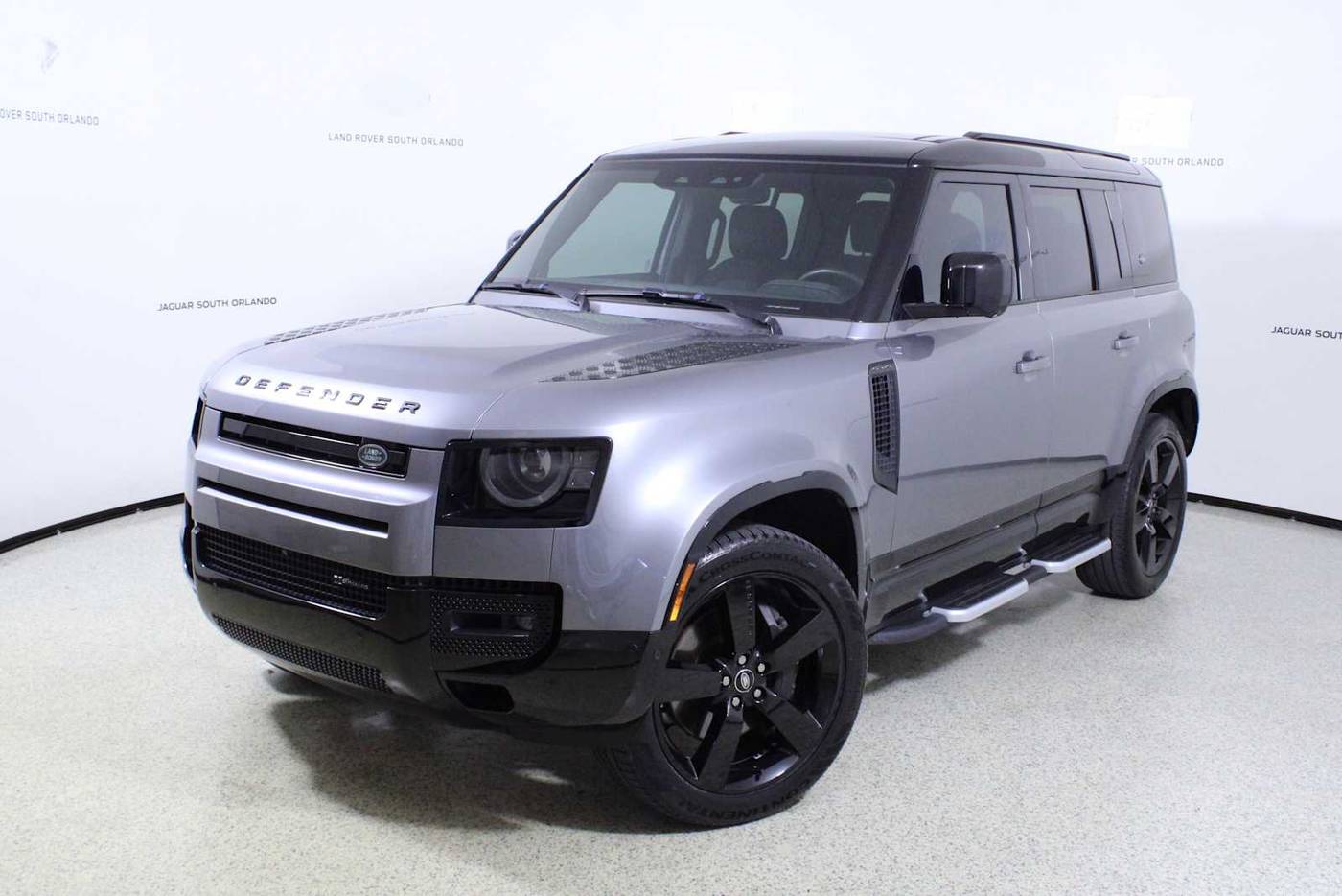 2023 Land Rover Defender X-Dynamic SE — SUV — 32,983 mi — Orlando, FL