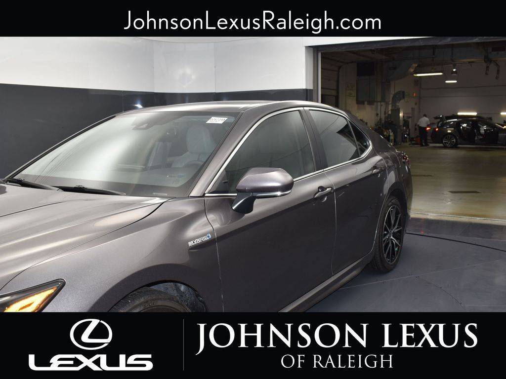 2021 Toyota Camry Hybrid SE — Sedan — 30,312 mi — Raleigh, NC