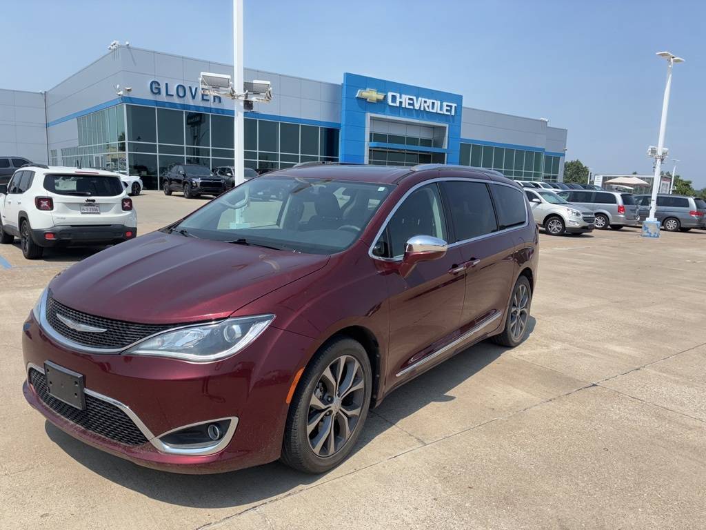 2017 Chrysler Pacifica Limited — Minivan — 34,172 mi — Tulsa, OK