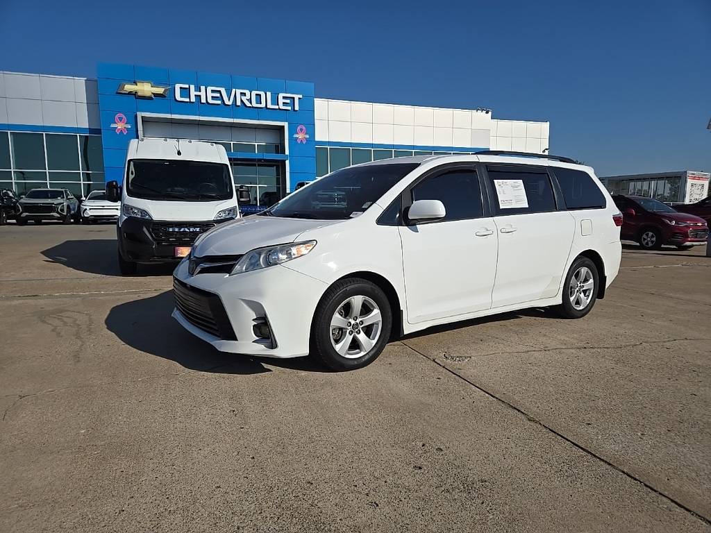 2018 Toyota Sienna LE — Minivan — 119,538 mi — Tulsa, OK