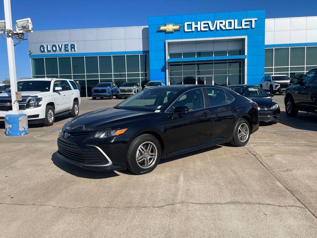 2024 Toyota Camry Hybrid LE — Sedan — 18,731 mi — Tulsa, OK