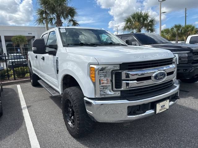 2017 Ford Super Duty F-250 XLT — Pickup Truck — 141,808 mi — Jacksonville, FL